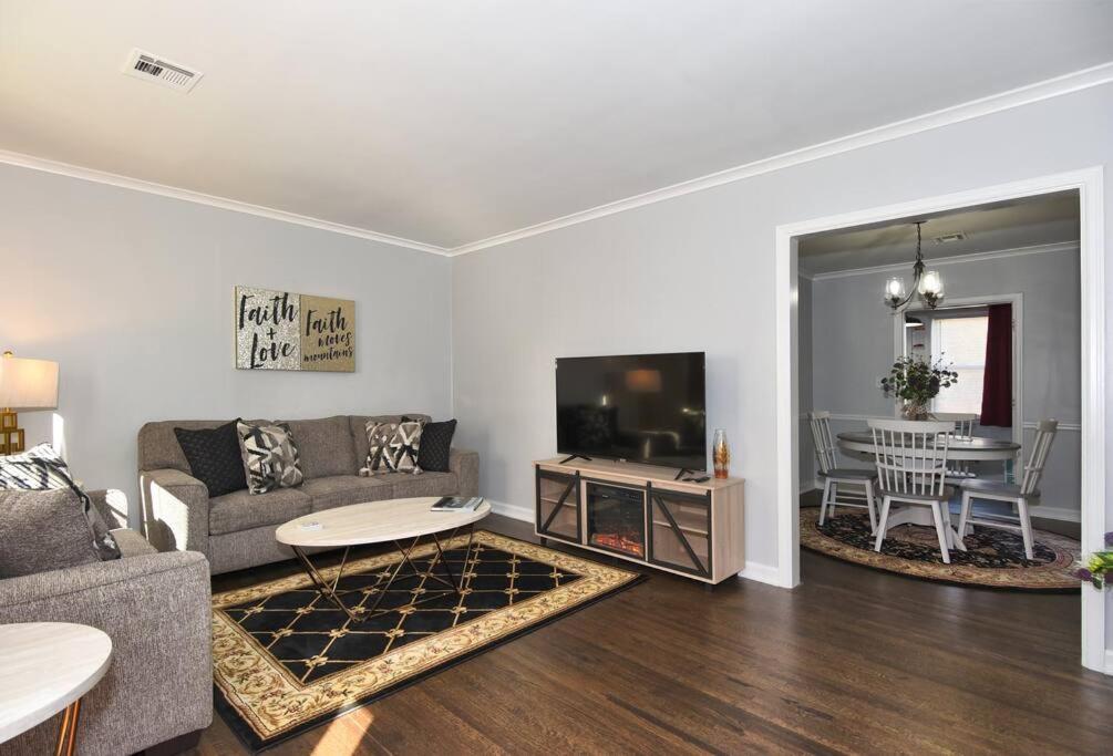 Blue Flamingo'S Charming Home-Heart Of Tulsa2- Cherry St-Expo-11Th 외부 사진
